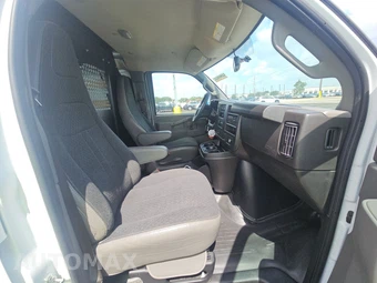 2025 Chevrolet Express 2500 Cargo Van 1WT 135.0" WB – miniatura 8