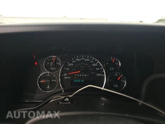 2025 Chevrolet Express 2500 Cargo Van 1WT 135.0" WB - miniatura 12