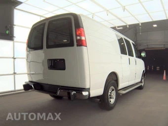 2025 Chevrolet Express 2500 Cargo Van 1WT 135.0" WB - miniatura 4