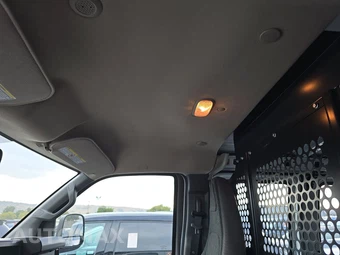 2025 Chevrolet Express 2500 Cargo Van 1WT 135.0" WB - miniatura 18