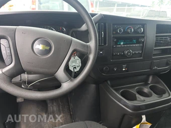 2025 Chevrolet Express 2500 Cargo Van 1WT 135.0" WB - miniatura 11