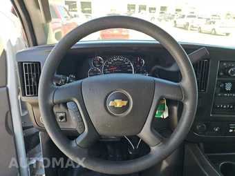 2025 Chevrolet Express 2500 Cargo Van 1WT 135.0" WB - miniatura 10