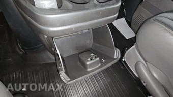 2025 Chevrolet Express 2500 Cargo Van 1WT 135.0" WB - miniatura 17