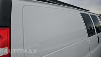 2025 Chevrolet Express 2500 Cargo Van 1WT 135.0" WB - miniatura 22