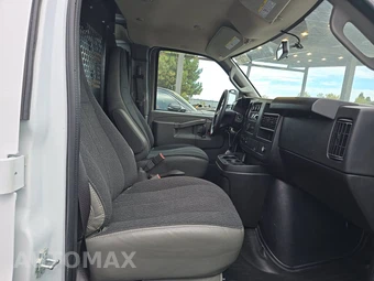 2025 Chevrolet Express 2500 Cargo Van 1WT 135.0" WB - miniatura 8