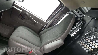 2025 Chevrolet Express 2500 Cargo Van 1WT 135.0" WB - miniatura 32