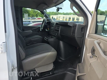 2025 Chevrolet Express 2500 Cargo Van 1WT 135.0" WB - miniatura 8