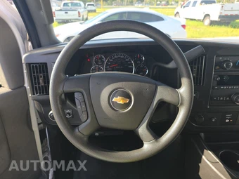 2025 Chevrolet Express 2500 Cargo Van 1WT 135.0" WB - miniatura 10