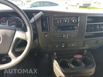 2025 Chevrolet Express 2500 Cargo Van 1WT 135.0" WB - miniatura 11