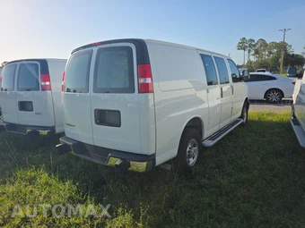 2025 Chevrolet Express 2500 Cargo Van 1WT 135.0" WB - miniatura 4