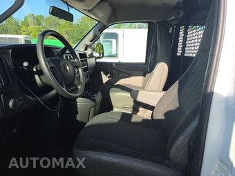 2025 Chevrolet Express 2500 Cargo Van 1WT 135.0" WB - miniatura 7