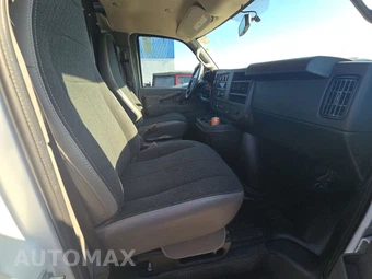 2025 Chevrolet Express 2500 Cargo Van 1WT 135.0" WB - miniatura 8