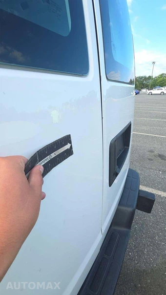 2025 Chevrolet Express 2500 Cargo Van 1WT 135.0" WB - miniatura 22