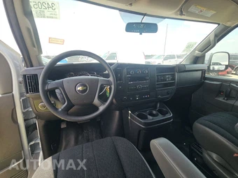 2025 Chevrolet Express 2500 Cargo Van 1WT 135.0" WB - miniatura 11