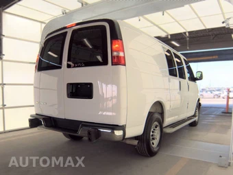 2025 Chevrolet Express 2500 Cargo Van 1WT 135.0" WB - miniatura 4