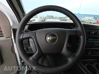 2025 Chevrolet Express 2500 Cargo Van 1WT 135.0" WB - miniatura 10