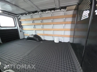 2025 Chevrolet Express 2500 Cargo Van 1WT 135.0" WB - miniatura 14