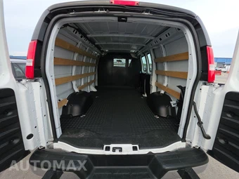 2025 Chevrolet Express 2500 Cargo Van 1WT 135.0" WB - miniatura 17