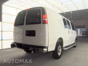 2025 Chevrolet Express 2500 Cargo Van 1WT 135.0" WB - miniatura 4