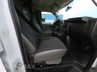 2025 Chevrolet Express 2500 Cargo Van 1WT 135.0" WB - miniatura 8