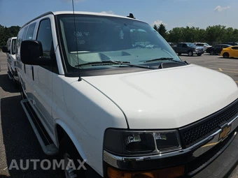 2025 Chevrolet Express 2500 Cargo Van 1WT 135.0" WB - miniatura 3