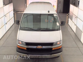 2025 Chevrolet Express 2500 Cargo Van 1WT 135.0" WB - miniatura 2