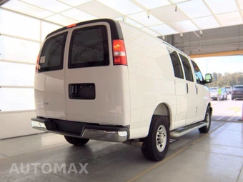 2025 Chevrolet Express 2500 Cargo Van 1WT 135.0" WB - miniatura 4