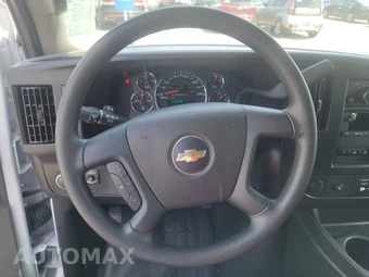 2025 Chevrolet Express 2500 Cargo Van 1WT 135.0" WB - miniatura 10