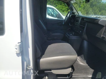 2025 Chevrolet Express 2500 Cargo Van 1WT 135.0" WB - miniatura 17