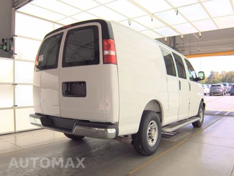 2025 Chevrolet Express 2500 Cargo Van 1WT 135.0" WB - miniatura 4