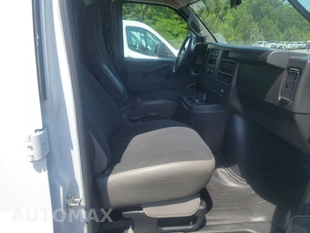 2025 Chevrolet Express 2500 Cargo Van 1WT 135.0" WB - miniatura 8