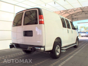 2025 Chevrolet Express 2500 Cargo Van 1WT 135.0" WB - miniatura 4