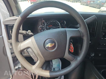 2025 Chevrolet Express 2500 Cargo Van 1WT 135.0" WB - miniatura 10