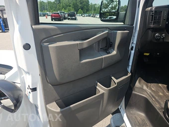 2025 Chevrolet Express 2500 Cargo Van 1WT 135.0" WB - miniatura 9