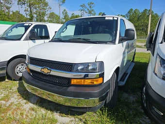 2025 Chevrolet Express 2500 Cargo Van 1WT 135.0" WB