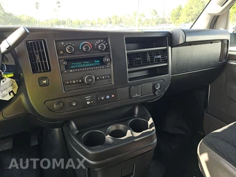 2025 Chevrolet Express 2500 Cargo Van 1WT 135.0" WB - miniatura 11