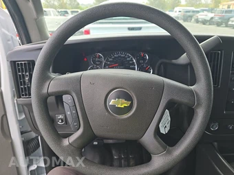 2025 Chevrolet Express 2500 Cargo Van 1WT 135.0" WB - miniatura 10