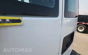 2025 Chevrolet Express 2500 Cargo Van 1WT 135.0" WB - miniatura 24