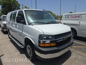 2025 Chevrolet Express 2500 Cargo Van 1WT 135.0" WB - miniatura 3