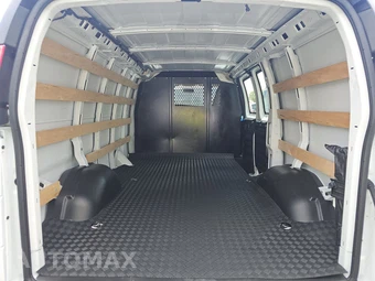 2025 Chevrolet Express 2500 Cargo Van 1WT 135.0" WB - miniatura 16