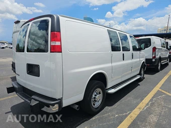 2025 Chevrolet Express 2500 Cargo Van 1WT 135.0" WB - miniatura 4