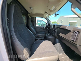 2025 Chevrolet Express 2500 Cargo Van 1WT 135.0" WB - miniatura 8