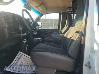 2025 Chevrolet Express 2500 Cargo Van 1WT 135.0" WB - miniatura 7