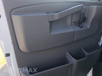 2025 Chevrolet Express 2500 Cargo Van 1WT 135.0" WB - miniatura 9