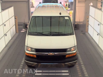 2025 Chevrolet Express 2500 Cargo Van 1WT 135.0" WB - miniatura 2