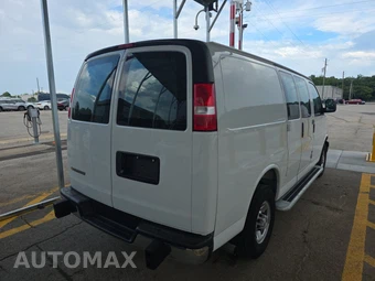 2025 Chevrolet Express 2500 Cargo Van 1WT 135.0" WB - miniatura 4