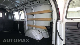 2025 Chevrolet Express 2500 Cargo Van 1WT 135.0" WB - miniatura 21