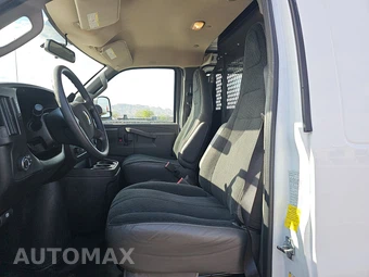 2025 Chevrolet Express 2500 Cargo Van 1WT 135.0" WB - miniatura 7