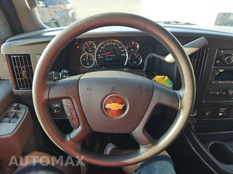 2025 Chevrolet Express 2500 Cargo Van 1WT 135.0" WB - miniatura 10