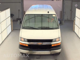2025 Chevrolet Express 2500 Cargo Van 1WT 135.0" WB - miniatura 2
